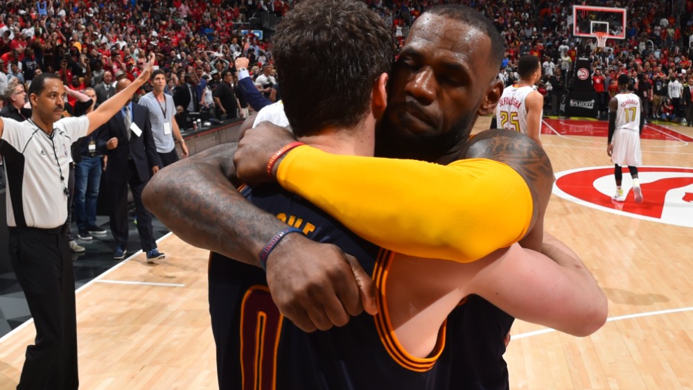 Otro escobazo de los Cavs