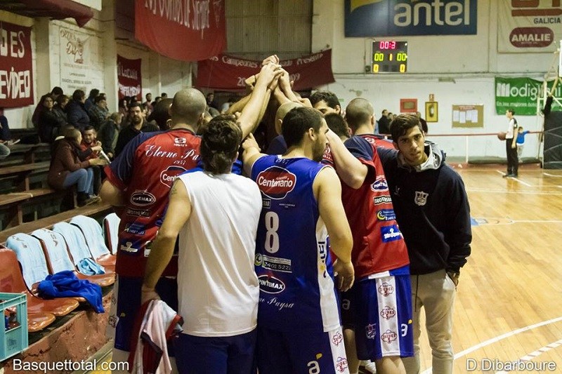El Paysa brindó con Martinis