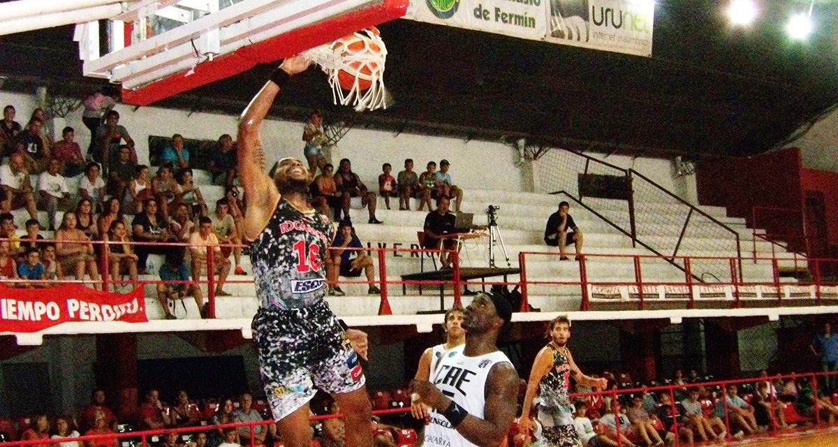 Tercero al hilo rojo