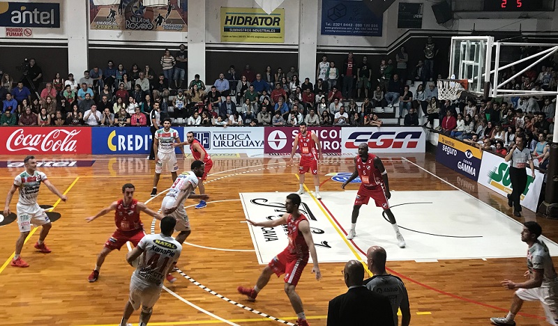 Bien arriba, muchachada