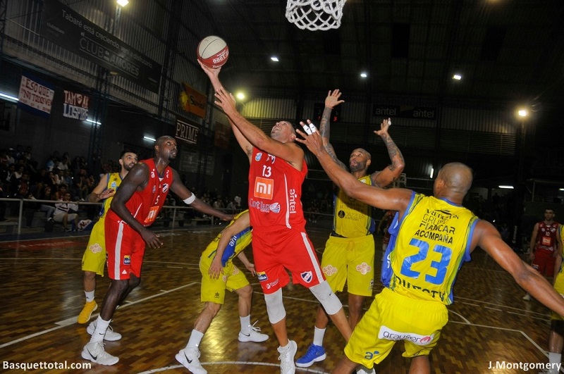 Trepando en tres colores