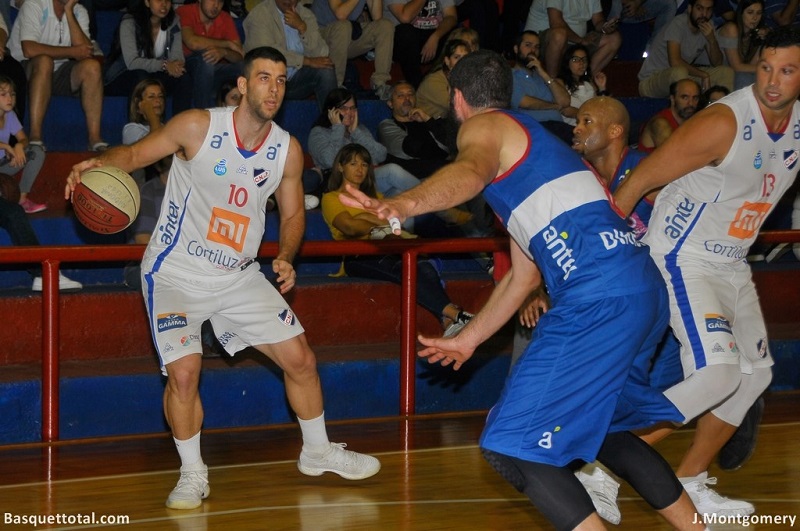 Volvió a las raíces