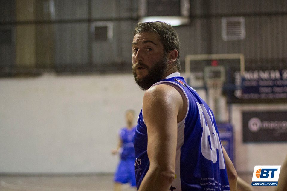 "Intento aportar los años que tengo en este torneo que es muy difícil"