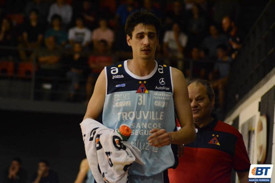 “El año pasado quedamos muy calientes por no meternos en playoffs, ahora es el objetivo”