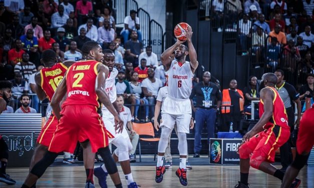 La clavó en el Ángola