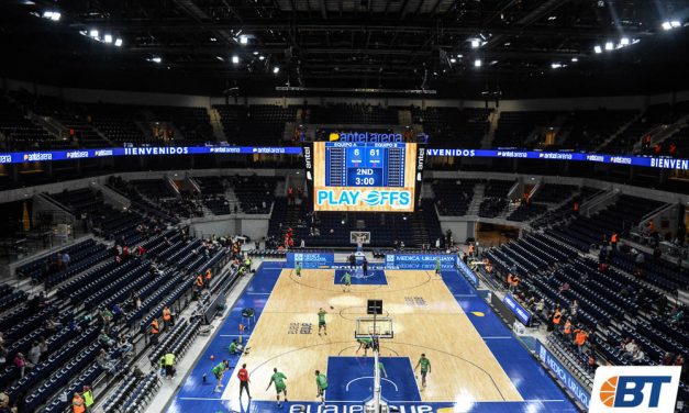 Le quedó pintado el traje de gala