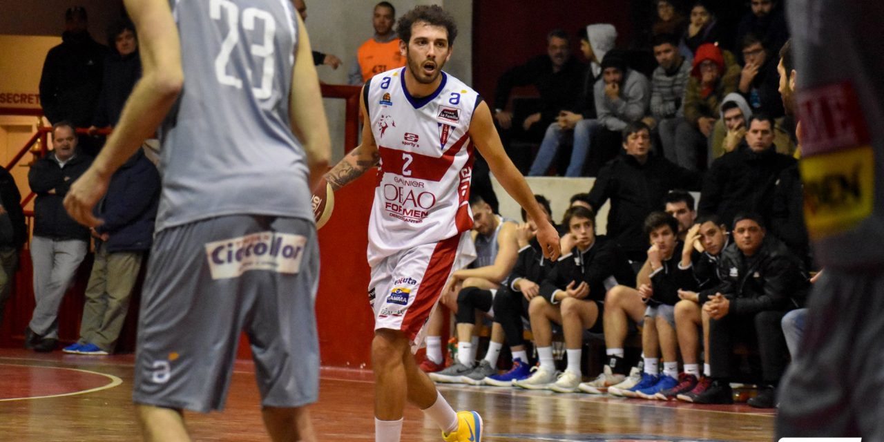 "Jugar en equipo y mover bien la pelota"