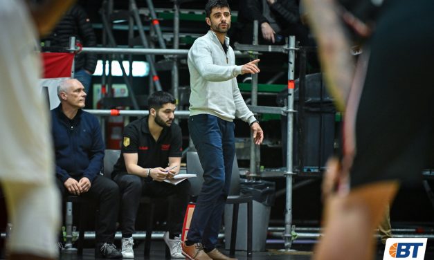 “Estamos jugando con todos corridos de posición por falta de Panchi”
