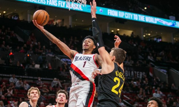 Simons dice y Portland gana