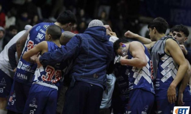 Yale di vuelta a la página
