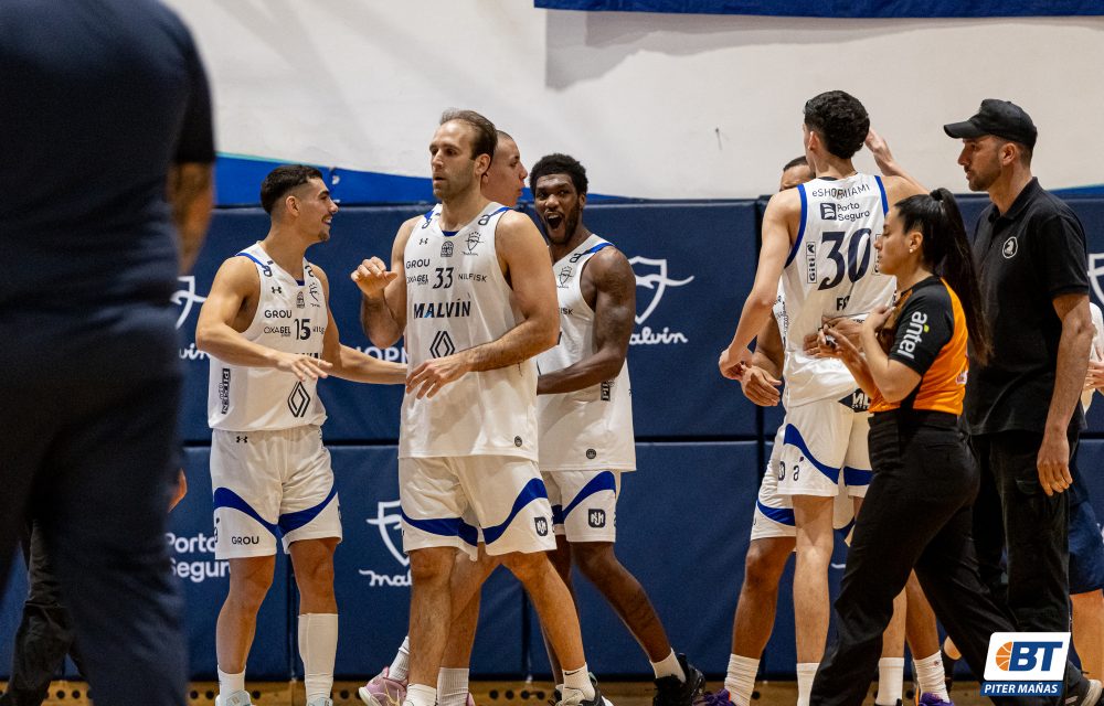 Lo crucificó al segundo rebote
