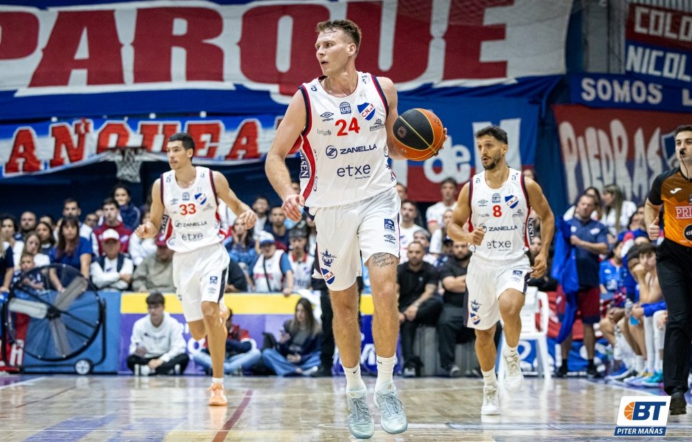 "No hay un lugar vacío en la tribuna"