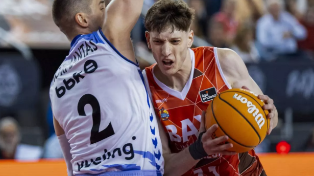 Entrar, golear, festejar